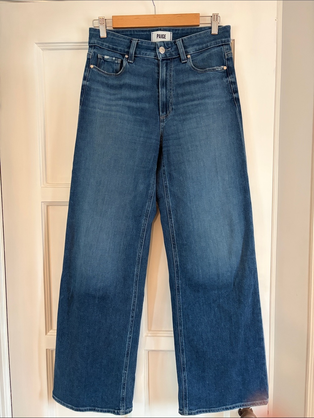 PAIGE Anessa 31” medium blue women’s denim
